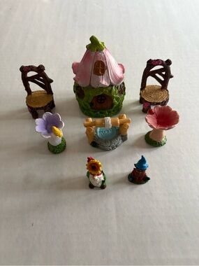 Mini Fairy Garden Cottage Set